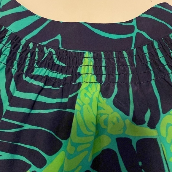 Lilly Pulitzer under the palms Elsa blouse size xs - Picture 8 of 8